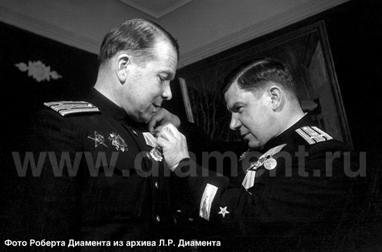 Вручение медали капитану 1 ранга Александру Евгеньевичу Пастухову