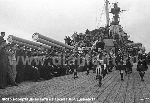 Парад кадетов на палубе линкора «Архангельск»